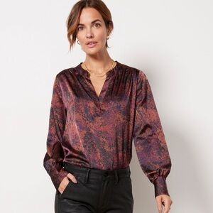 Evereve Ava Abstract Satin Top - like new